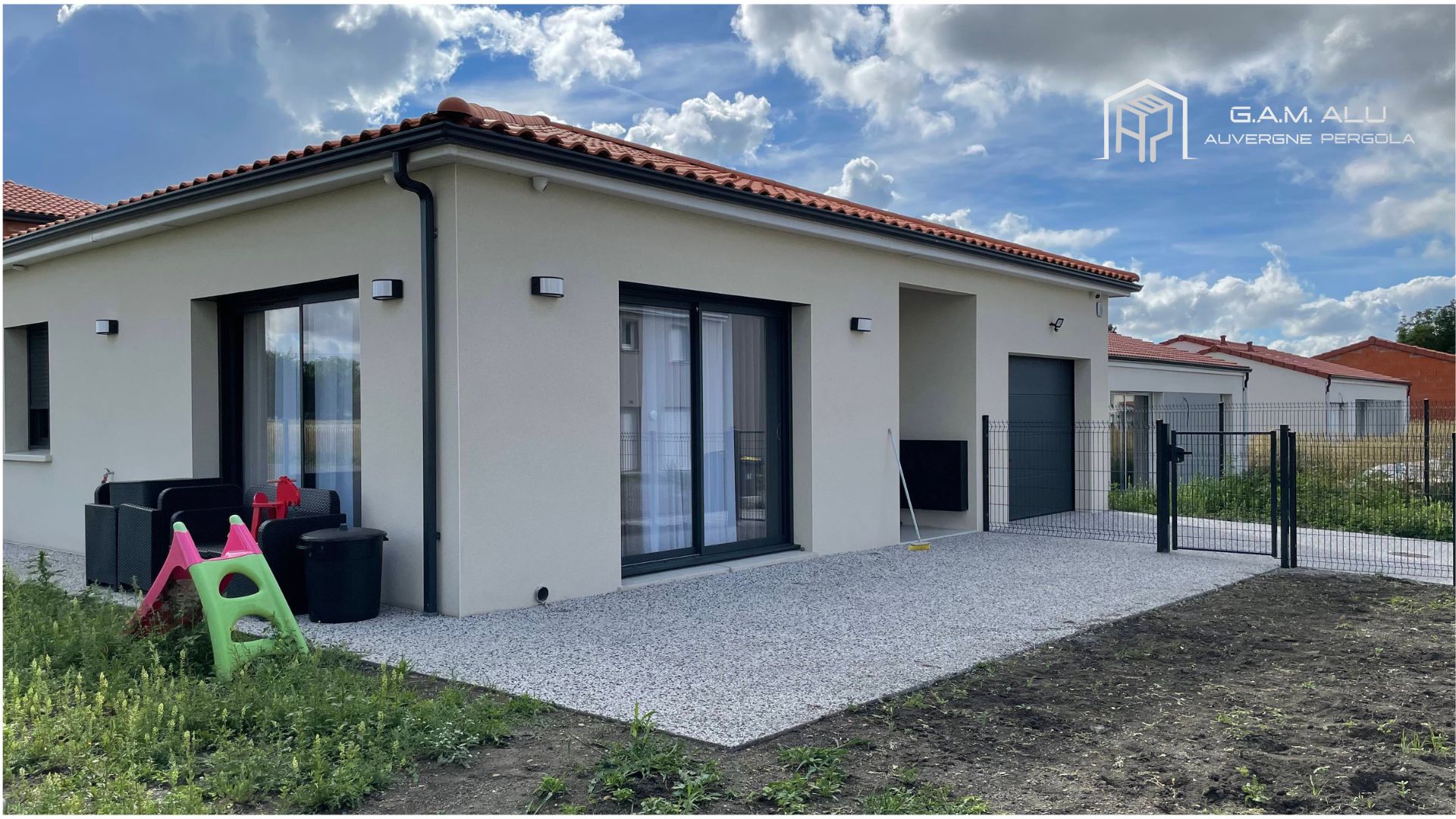 Auvergne-Pergola-Bioclimatique-GAM-ALU-2 Auvergne-Pergola-Bioclimatique-GAM-ALU-2